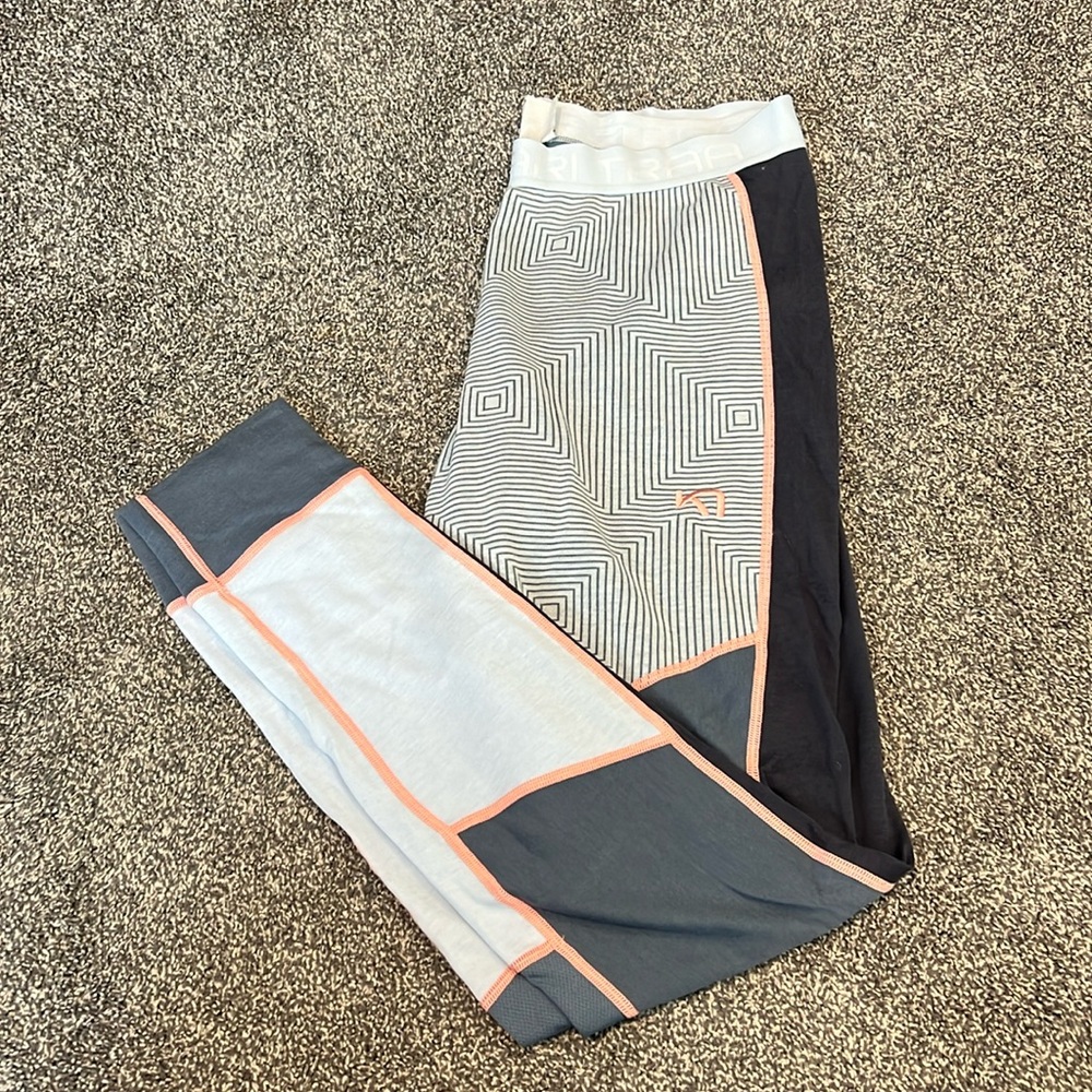 NWOT Kari Traa Base Layer pant size XL